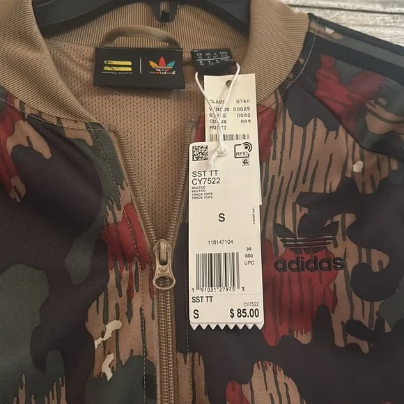 Adidas Pharrell Williams Hu Hiking jacket - Picture 6 of 7